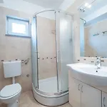 Apartman Lucic *