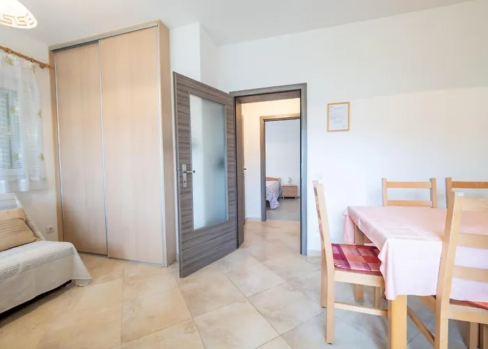 Apartament Lucic